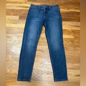 WHITE HOUSE BLACK MARKET the skinny ankle jeans
